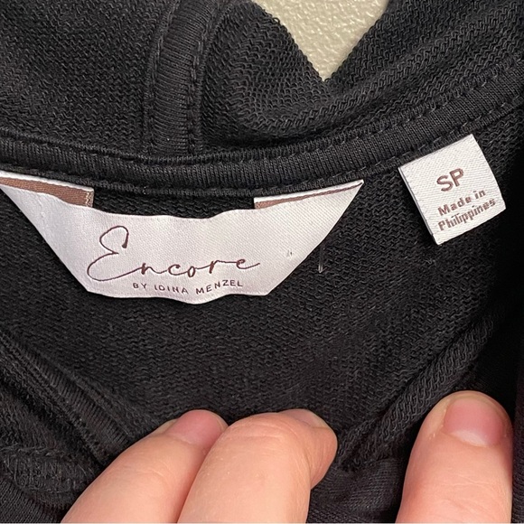 Encore by Idina Menzel Regular Soft Hooded Jumpsuit Pockets Small Petite tie - Picture 4 of 14